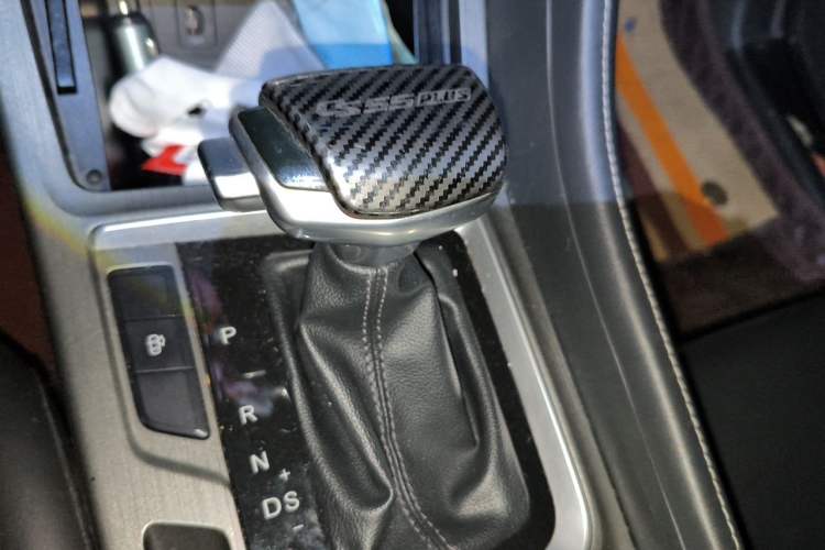 Used CHANGAN CS55PLUS 2021 Blue Whale Edition 1.5T DCT Luxury Model Gear Lever