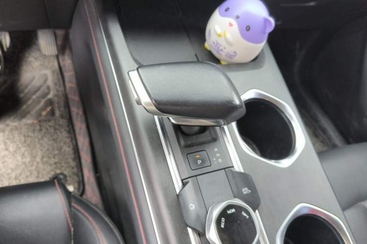 Used CHANGAN CS55PLUS 2021 Blue Whale Edition 1.5T DCT Prestige Model Gear Lever