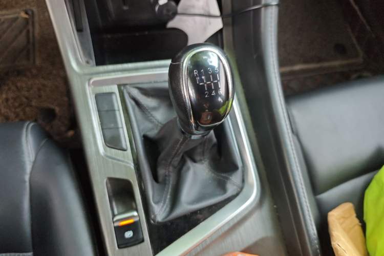 Used CHANGAN CS55PLUS 2021 Blue Whale Edition 1.5T Manual Luxury Model Gear Lever