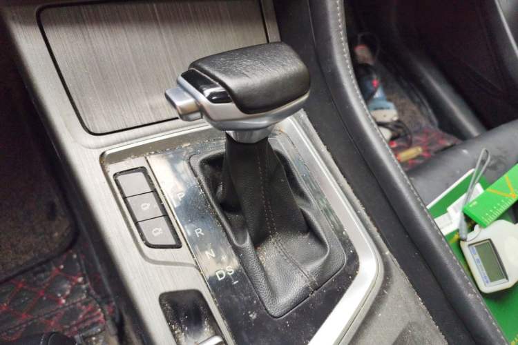 Used CHANGAN CS55PLUS 2021 Blue Whale Edition 1.5T DCT Prestige Model Gear Lever