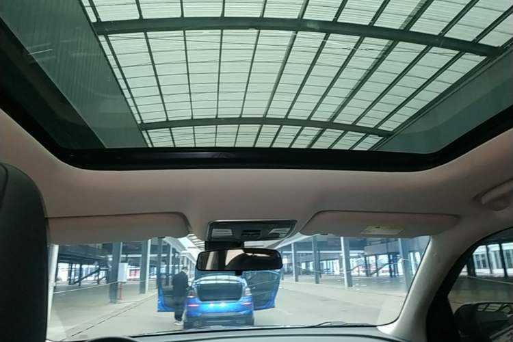 Used CHANGAN CS55PLUS 2021 Blue Whale Edition 1.5T DCT Prestige Model Headliner