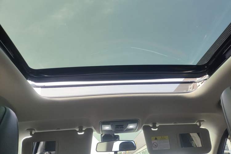 Used CHANGAN CS55PLUS 2021 Blue Whale Edition 1.5T DCT Prestige Model Headliner