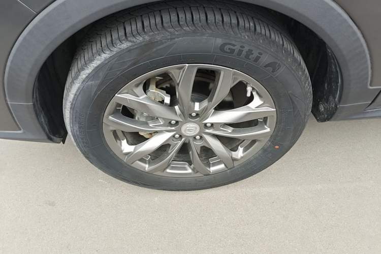Used CHANGAN CS55PLUS 2021 Blue Whale Edition 1.5T DCT Luxury Model Left Front Wheel Hub
