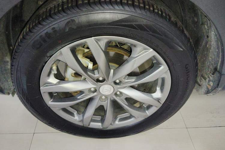 Used CHANGAN CS55PLUS 2021 Blue Whale Edition 1.5T DCT Luxury Model Left Front Wheel Hub