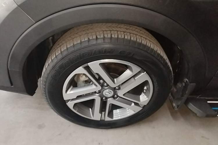 Used CHANGAN CS55PLUS 2021 Blue Whale Edition 1.5T Manual Luxury Model Left Front Wheel Hub