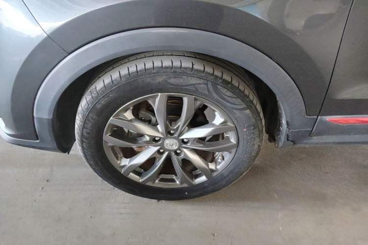 Used CHANGAN CS55PLUS 2021 Blue Whale Edition 1.5T DCT Luxury Model Left Front Wheel Hub