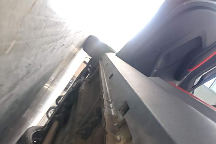 Used CHANGAN CS55PLUS 2021 Blue Whale Edition 1.5T Manual Luxury Model Left Side Sill