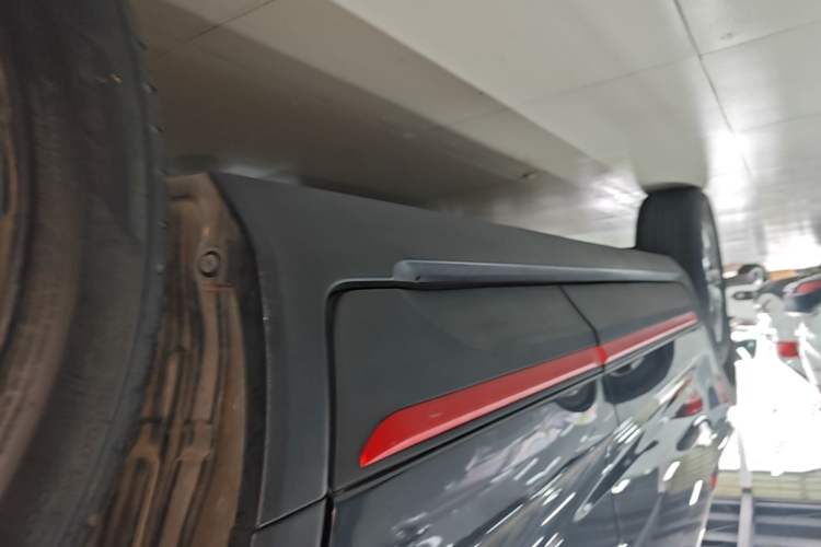 Used CHANGAN CS55PLUS 2021 Blue Whale Edition 1.5T DCT Luxury Model Left Side Sill