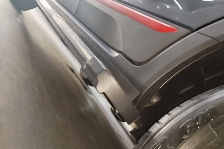 Used CHANGAN CS55PLUS 2021 Blue Whale Edition 1.5T Manual Luxury Model Left Side Sill