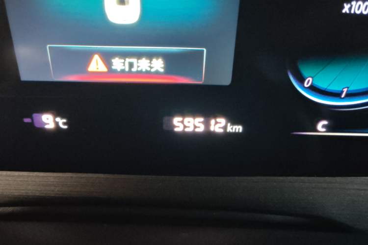 Used CHANGAN CS55PLUS 2021 Blue Whale Edition 1.5T DCT Prestige Model Odometer Close Up