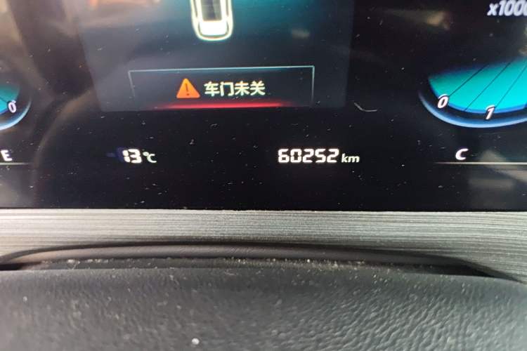 Used CHANGAN CS55PLUS 2021 Blue Whale Edition 1.5T DCT Luxury Model Odometer Close Up