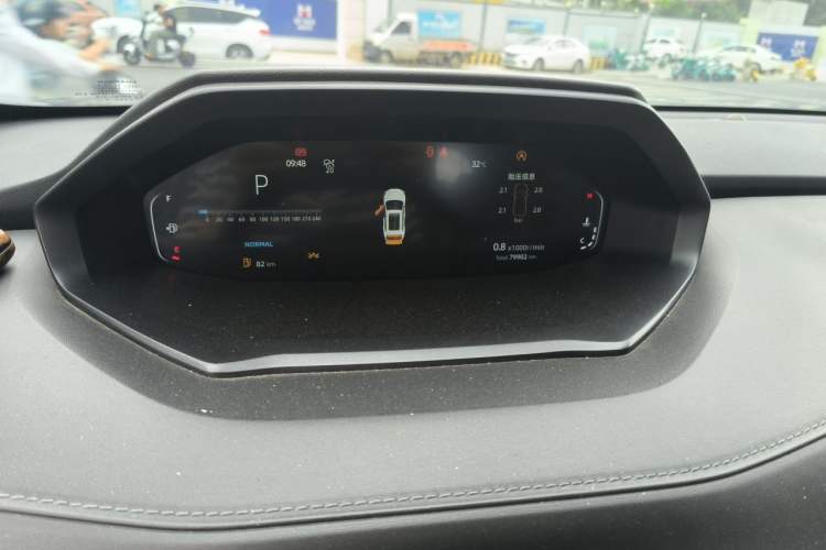 Used CHANGAN CS55PLUS 2021 Blue Whale Edition 1.5T DCT Prestige Model Odometer Close Up