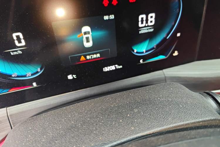Used CHANGAN CS55PLUS 2021 Blue Whale Edition 1.5T Manual Luxury Model Odometer Close Up