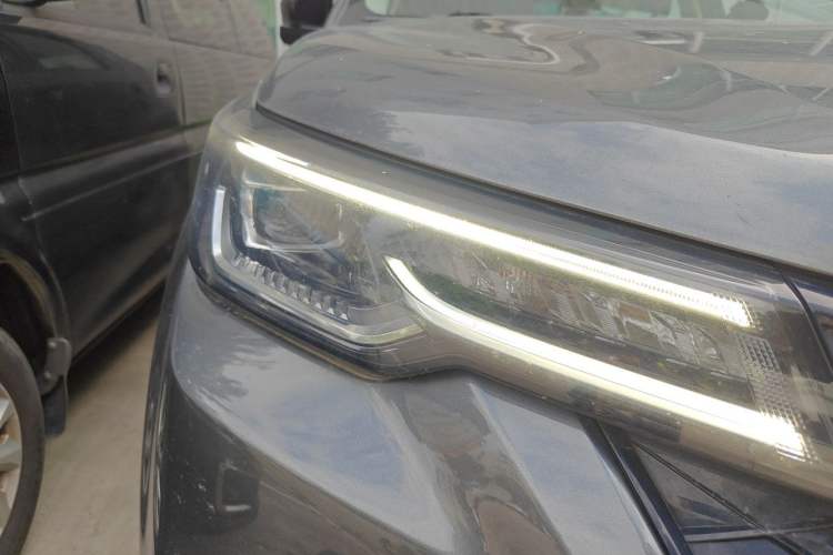 Used CHANGAN CS55PLUS 2021 Blue Whale Edition 1.5T DCT Luxury Model Right Front Headlight