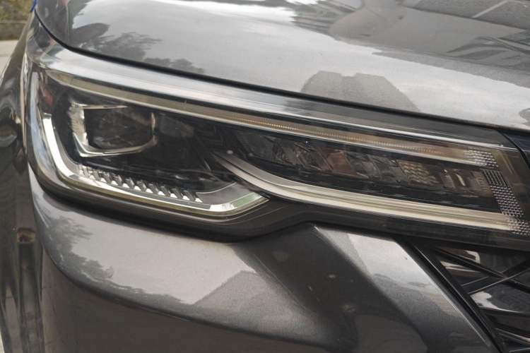 Used CHANGAN CS55PLUS 2021 Blue Whale Edition 1.5T DCT Luxury Model Right Front Headlight