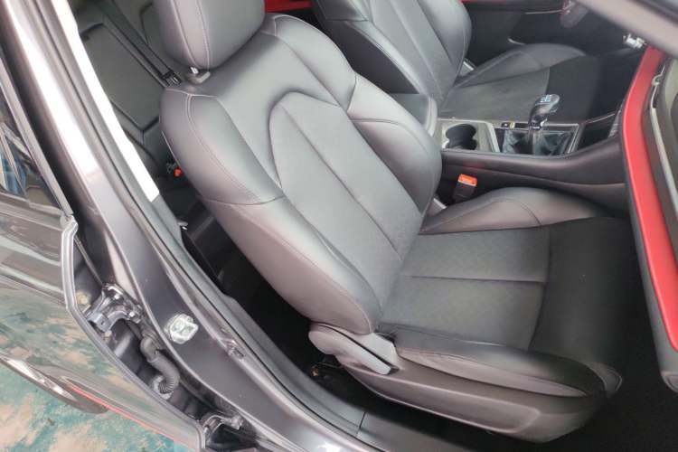 Used CHANGAN CS55PLUS 2021 Blue Whale Edition 1.5T Manual Luxury Model Right Front Seat