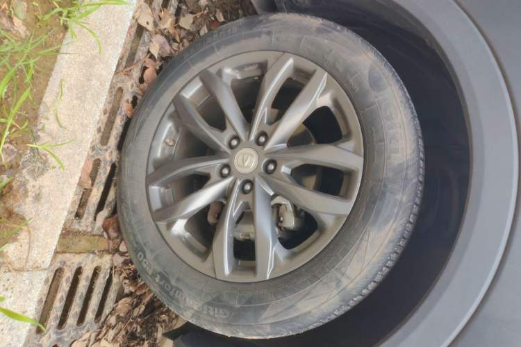 Used CHANGAN CS55PLUS 2021 Blue Whale Edition 1.5T DCT Prestige Model Right Front Wheel Hub