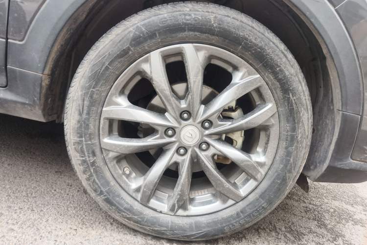 Used CHANGAN CS55PLUS 2021 Blue Whale Edition 1.5T DCT Prestige Model Right Front Wheel Hub