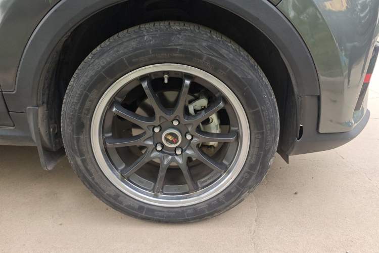 Used CHANGAN CS55PLUS 2021 Blue Whale Edition 1.5T DCT Prestige Model Right Front Wheel Hub