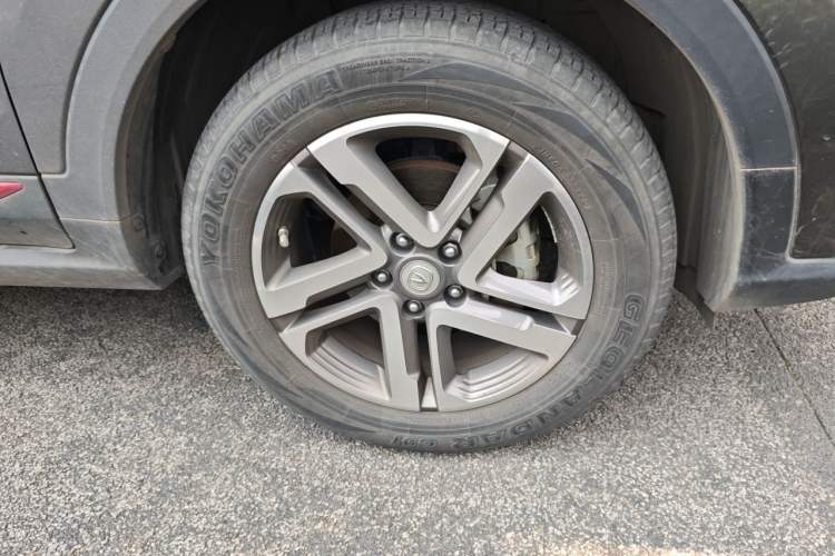 Used CHANGAN CS55PLUS 2021 Blue Whale Edition 1.5T Manual Luxury Model Right Front Wheel Hub