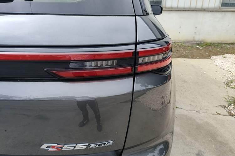 Used CHANGAN CS55PLUS 2021 Blue Whale Edition 1.5T DCT Luxury Model Right Rear Taillight