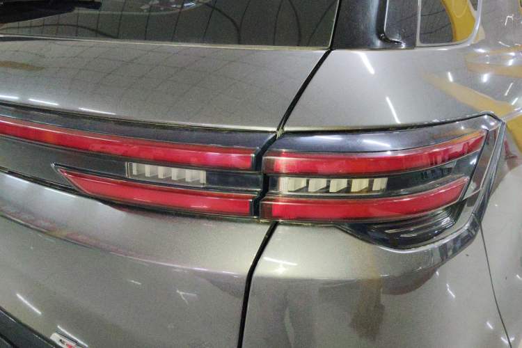 Used CHANGAN CS55PLUS 2021 Blue Whale Edition 1.5T DCT Luxury Model Right Rear Taillight