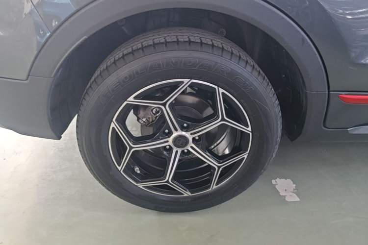 Used CHANGAN CS55PLUS 2021 Blue Whale Edition 1.5T Manual Luxury Model Right Rear Wheel Hub