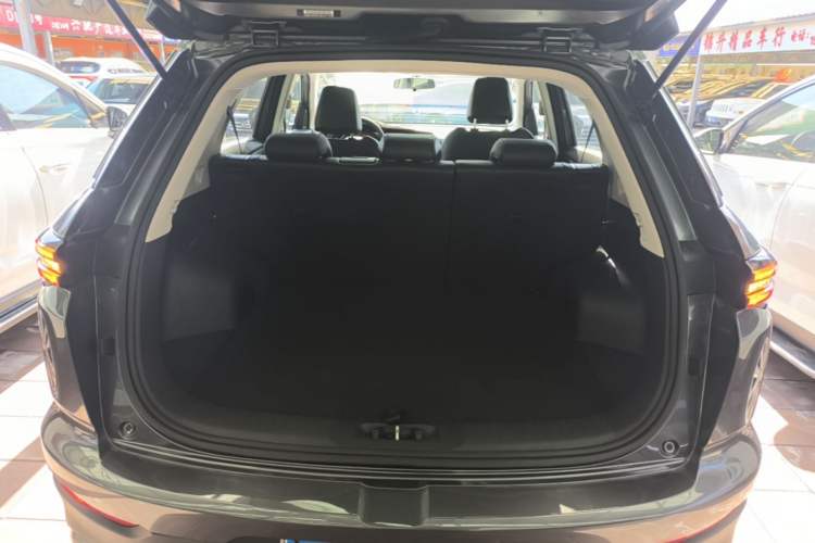 Used CHANGAN CS55PLUS 2021 Blue Whale Edition 1.5T DCT Prestige Model Trunk