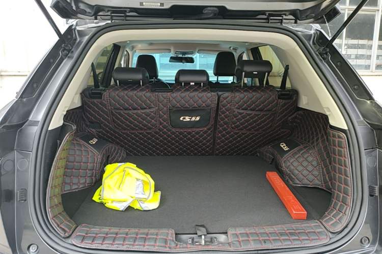 Used CHANGAN CS55PLUS 2021 Blue Whale Edition 1.5T DCT Luxury Model Trunk