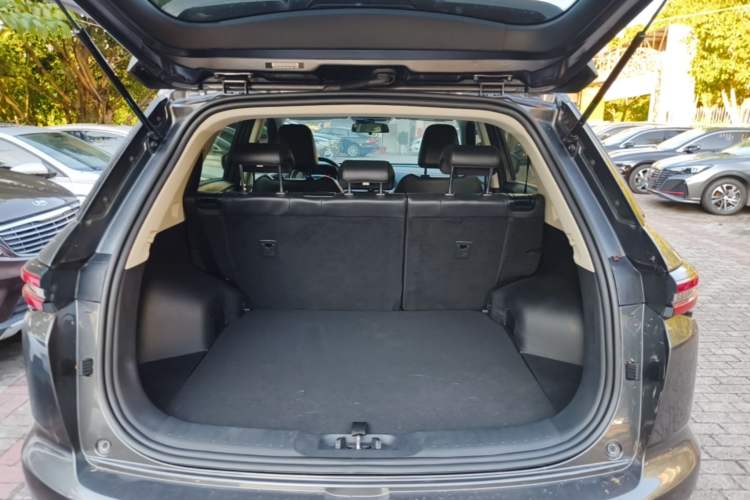 Used CHANGAN CS55PLUS 2021 Blue Whale Edition 1.5T DCT Prestige Model Trunk