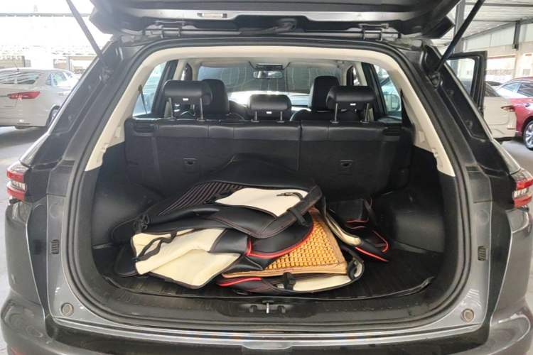 Used CHANGAN CS55PLUS 2021 Blue Whale Edition 1.5T DCT Luxury Model Trunk