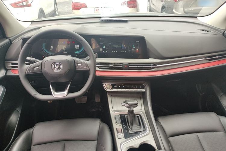 Used CHANGAN CS55PLUS 2021 Blue Whale Edition 1.5T DCT Luxury Model Center Console