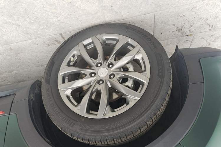 Used CHANGAN CS55PLUS 2021 Blue Whale Edition 1.5T DCT Luxury Model Left Front Wheel Hub