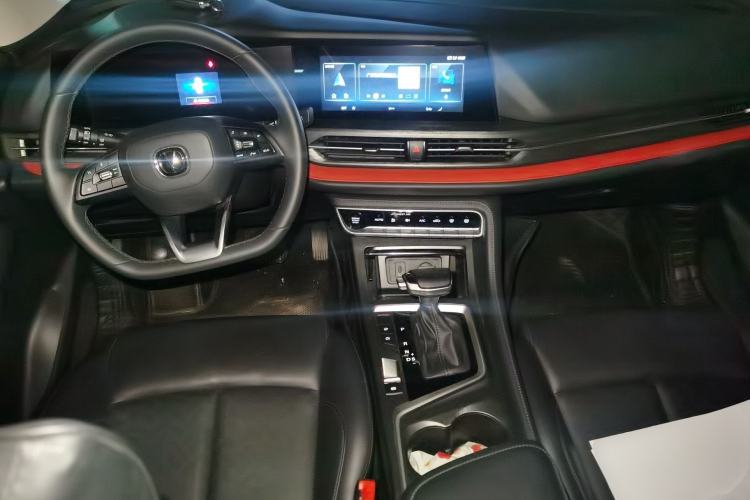 Used CHANGAN CS55PLUS 2021 Blue Whale Edition 1.5T DCT Prestige Model Center Console