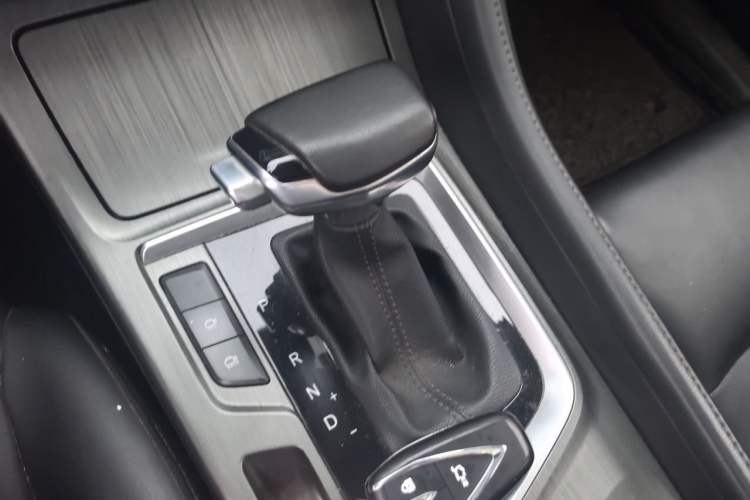 Used CHANGAN CS55PLUS 2021 Blue Whale Edition 1.5T DCT Prestige Model Gear Lever