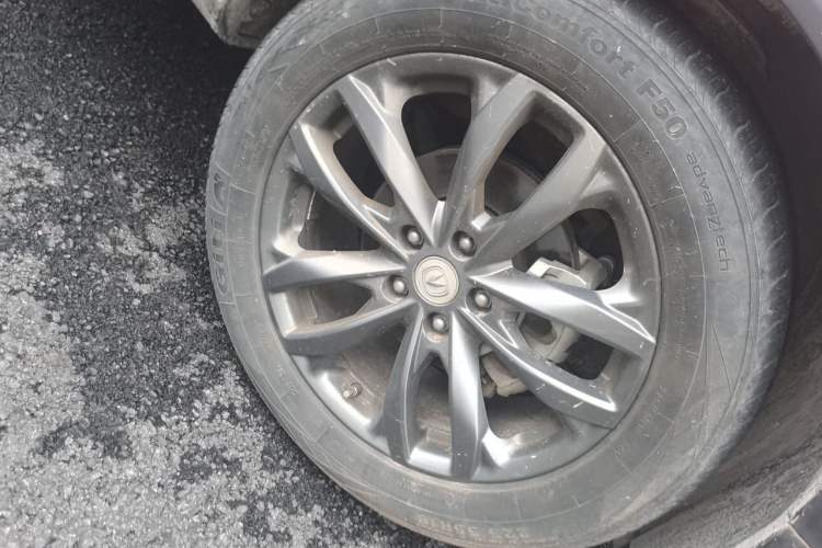 Used CHANGAN CS55PLUS 2021 Blue Whale Edition 1.5T DCT Prestige Model Right Front Wheel Hub