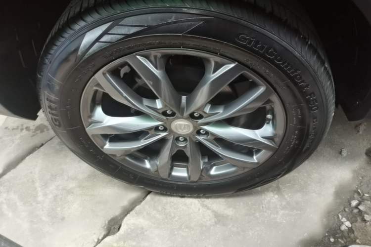 Used CHANGAN CS55PLUS 2021 Blue Whale Edition 1.5T DCT Luxury Model Right Rear Wheel Hub