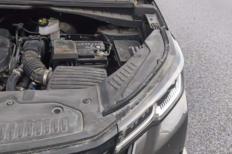 Used CHANGAN CS55PLUS 2021 Blue Whale Edition 1.5T DCT Luxury Model Engine Bay Left