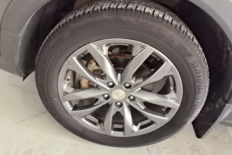 Used CHANGAN CS55PLUS 2021 Blue Whale Edition 1.5T DCT Prestige Model Left Front Wheel Hub