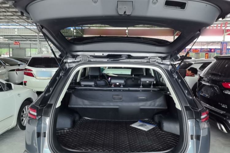 Used CHANGAN CS55PLUS 2021 Blue Whale Edition 1.5T DCT Prestige Model Trunk