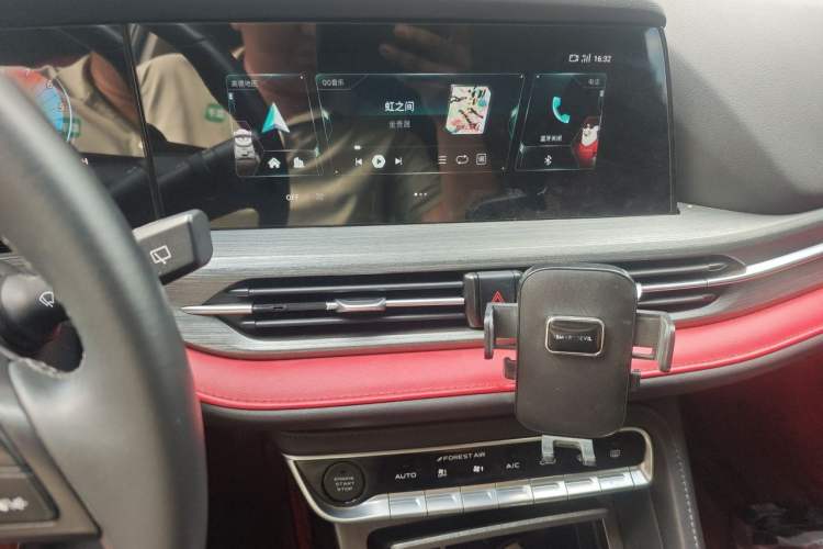 Used CHANGAN CS55PLUS 2021 Blue Whale Edition 1.5T DCT Prestige Model Audio And AC Panel