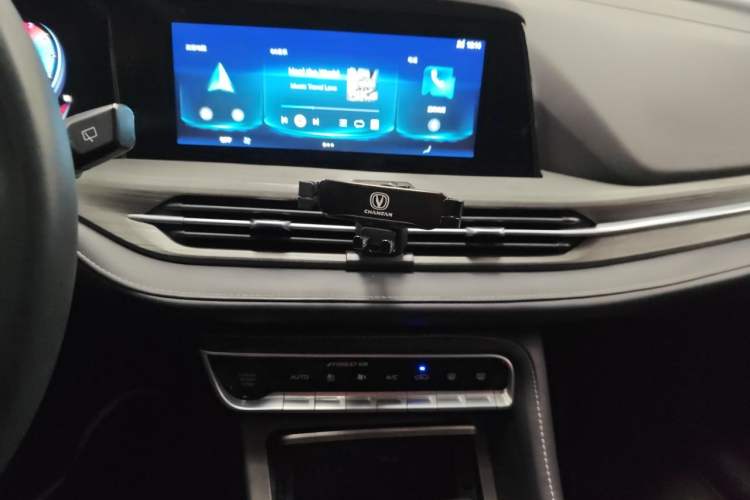Used CHANGAN CS55PLUS 2021 Blue Whale Edition 1.5T DCT Luxury Model Audio And AC Panel