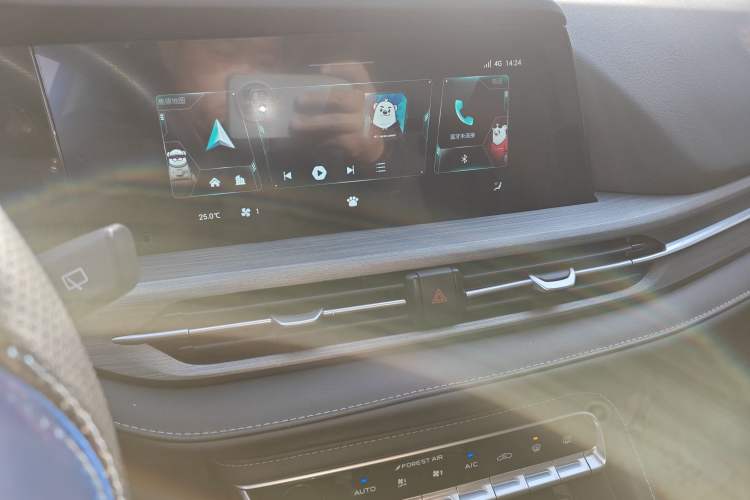Used CHANGAN CS55PLUS 2021 Blue Whale Edition 1.5T Manual Luxury Model Audio And AC Panel