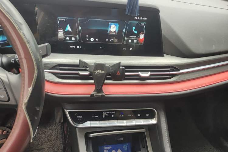 Used CHANGAN CS55PLUS 2021 Blue Whale Edition 1.5T DCT Prestige Model Audio And AC Panel