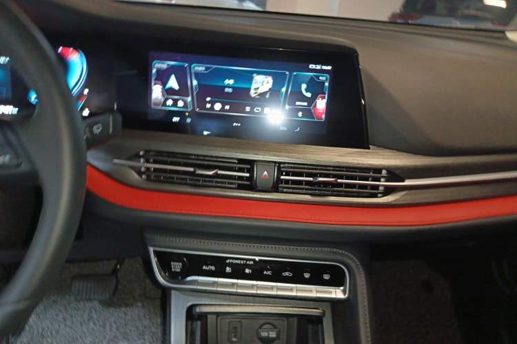 Used CHANGAN CS55PLUS 2021 Blue Whale Edition 1.5T DCT Prestige Model Audio And AC Panel