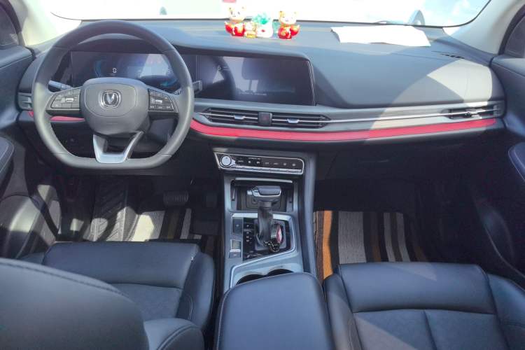 Used CHANGAN CS55PLUS 2021 Blue Whale Edition 1.5T DCT Luxury Model Center Console