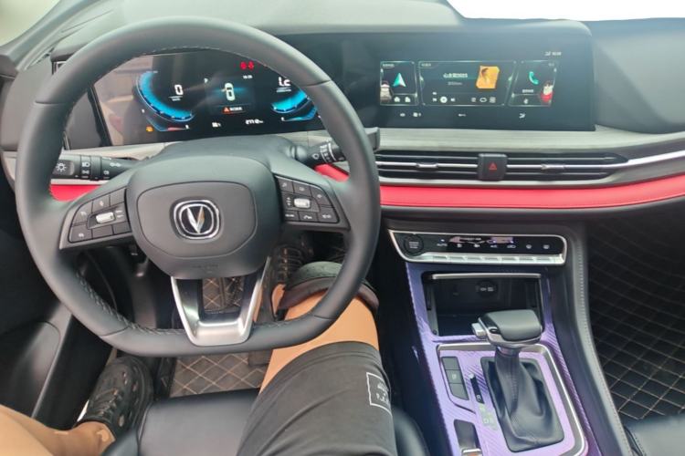 Used CHANGAN CS55PLUS 2021 Blue Whale Edition 1.5T DCT Luxury Model Center Console
