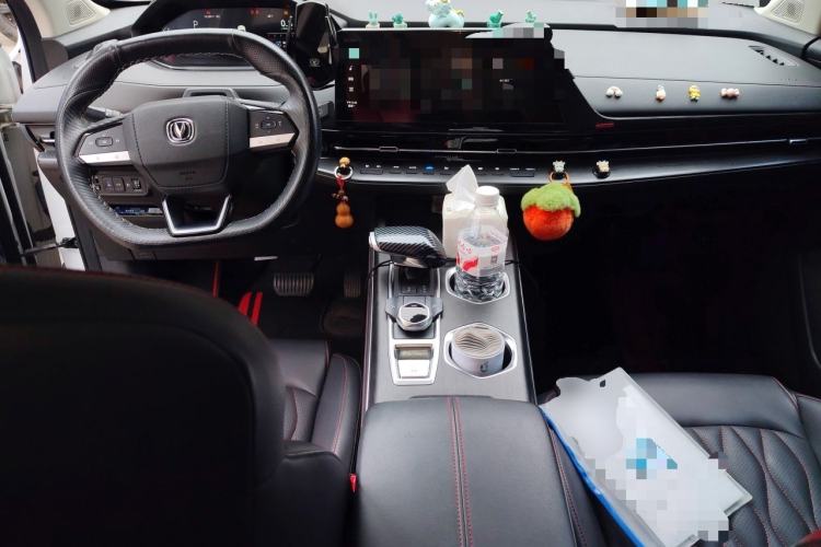 Used CHANGAN CS55PLUS 2021 Blue Whale Edition 1.5T DCT Prestige Model Center Console