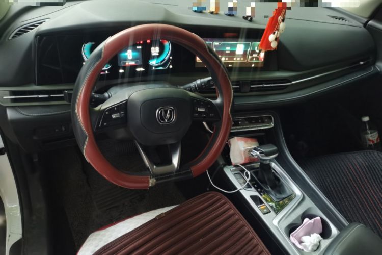 Used CHANGAN CS55PLUS 2021 Blue Whale Edition 1.5T DCT Luxury Model Center Console