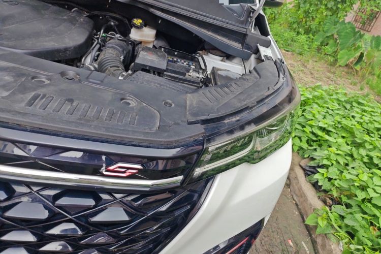 Used CHANGAN CS55PLUS 2021 Blue Whale Edition 1.5T Manual Luxury Model Engine Bay Left